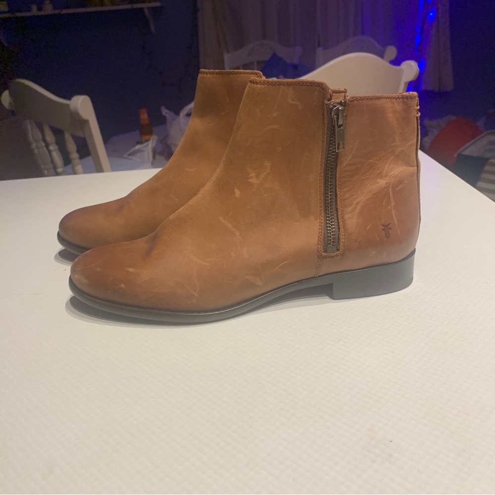 Frye Boots size 10 tan